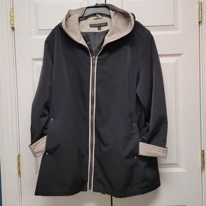 Fleet Street Black and Tan Women's Rain Jacket, Size XL
